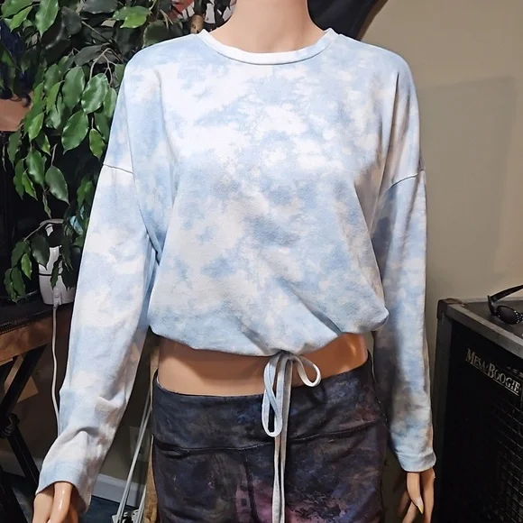 April Kiss Long Sleeve Light Blue Sky Tye-Dye Blouse - Picture 1 of 6